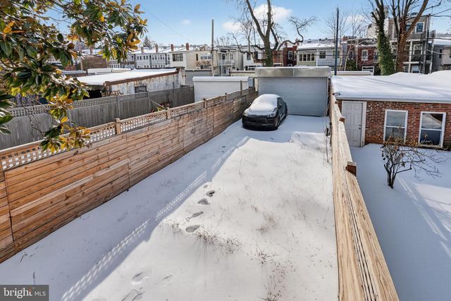 32 ADAMS ST NW, Washington, DC 20001