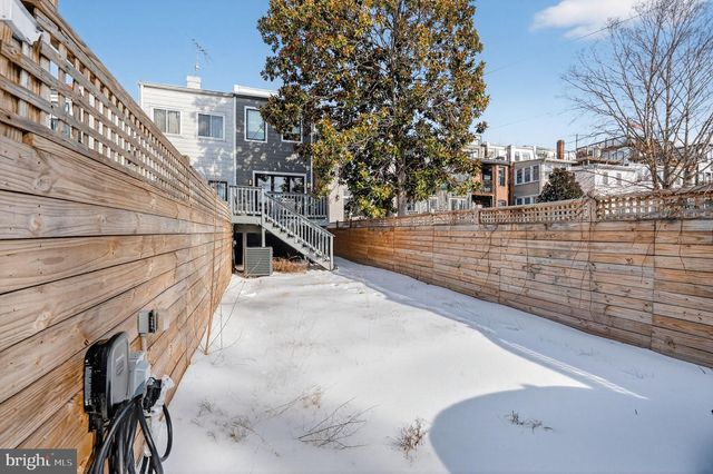 32 ADAMS ST NW, Washington, DC 20001