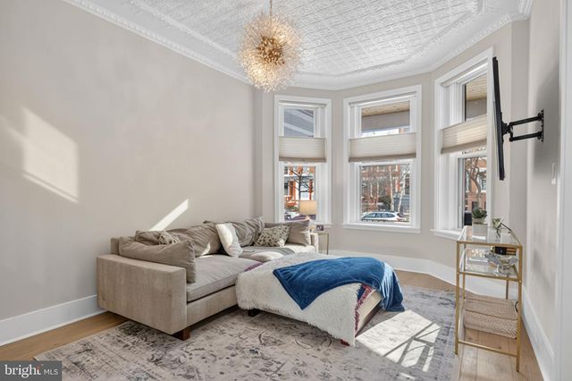 32 ADAMS ST NW, Washington, DC 20001