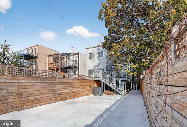 32 ADAMS ST NW, Washington, DC 20001