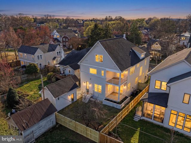 803 N HIGHLAND ST, Arlington, VA 22201