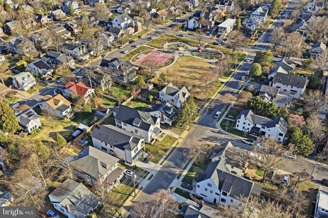 803 N HIGHLAND ST, Arlington, VA 22201