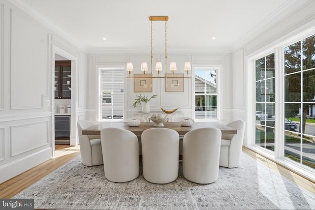 803 N HIGHLAND ST, Arlington, VA 22201