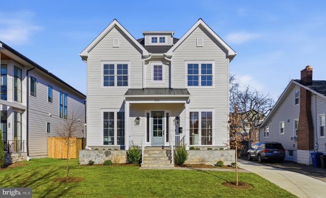 803 N HIGHLAND ST, Arlington, VA 22201