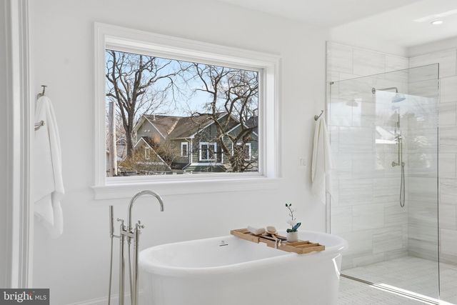 803 N HIGHLAND ST, Arlington, VA 22201