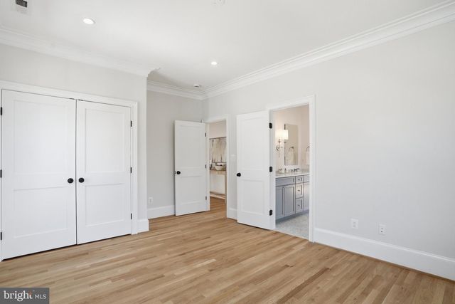 803 N HIGHLAND ST, Arlington, VA 22201