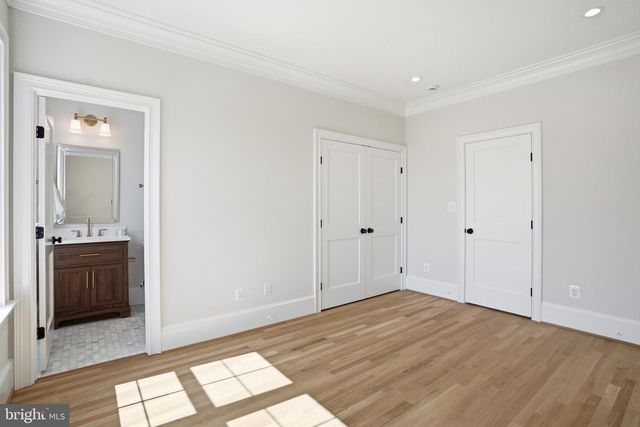 803 N HIGHLAND ST, Arlington, VA 22201