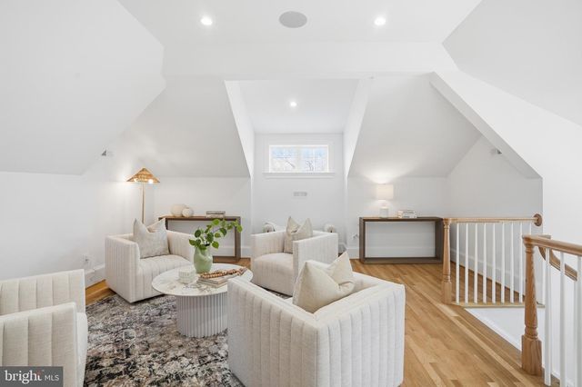 803 N HIGHLAND ST, Arlington, VA 22201