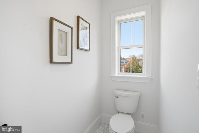 803 N HIGHLAND ST, Arlington, VA 22201