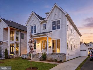 803 N HIGHLAND ST, Arlington, VA 22201