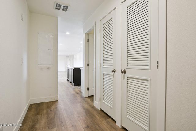 25424 W Mark Lane, Wittmann, AZ 85361