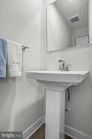 174 FREEDOM WAY, Sicklerville, NJ 08081