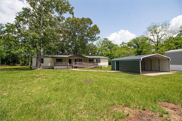 613 River Road, Goodrich, TX 77335