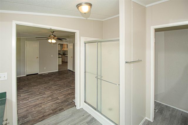 613 River Road, Goodrich, TX 77335