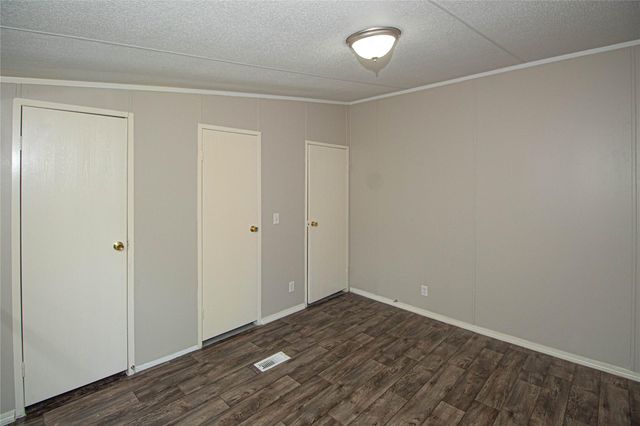 613 River Road, Goodrich, TX 77335