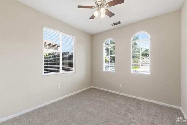 10904 Lewelling Street, Bakersfield, CA 93312