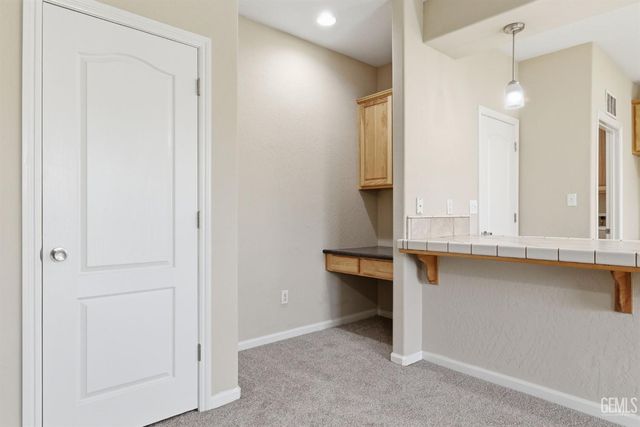 10904 Lewelling Street, Bakersfield, CA 93312