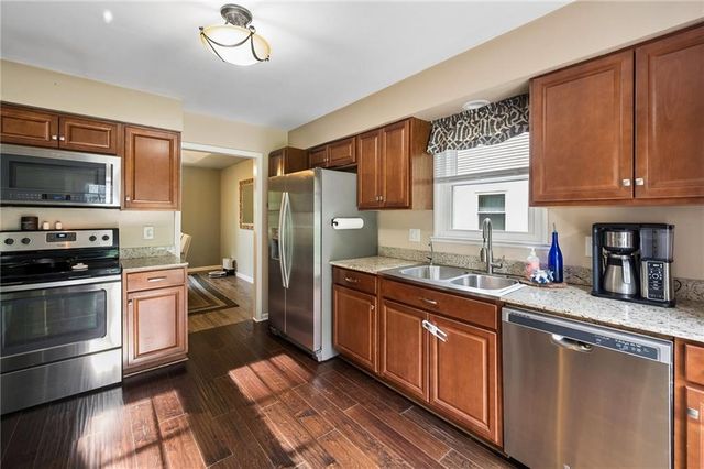 7833 N Michigan Avenue, Kansas City, MO 64118