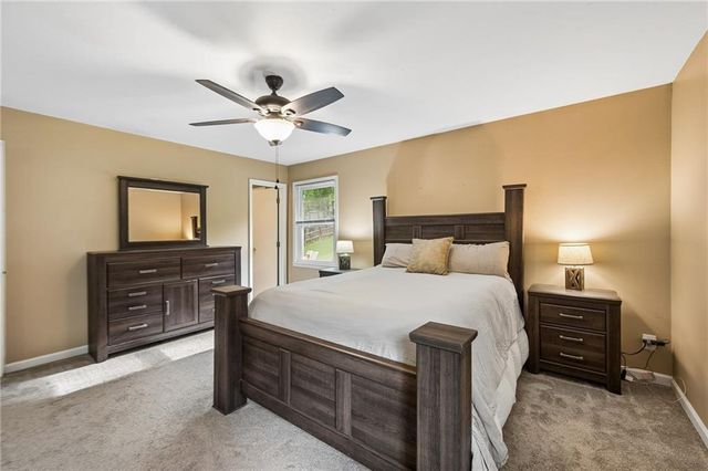 7833 N Michigan Avenue, Kansas City, MO 64118