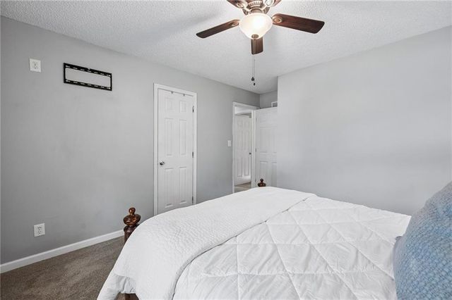 7833 N Michigan Avenue, Kansas City, MO 64118