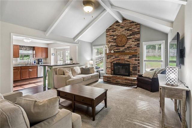 7833 N Michigan Avenue, Kansas City, MO 64118
