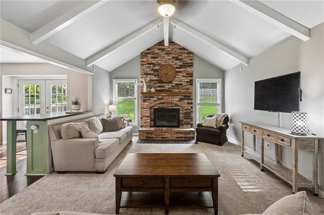 7833 N Michigan Avenue, Kansas City, MO 64118