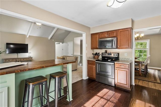 7833 N Michigan Avenue, Kansas City, MO 64118