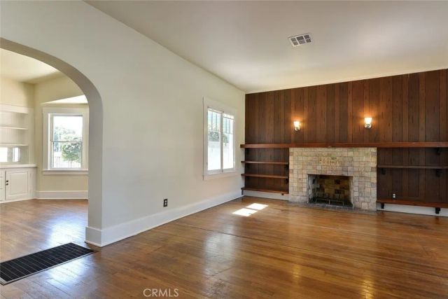 470 W Center, Covina, CA 91723