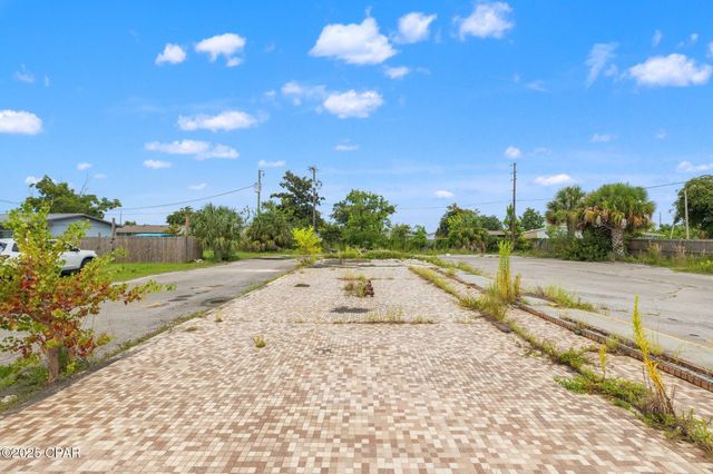 325 S Tyndall Parkway, Panama City, FL 32404