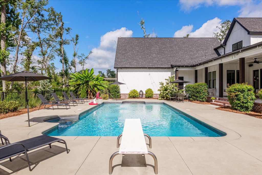 Image 15 of property listing at 443 S Old Belair Road, Grovetown, GA 30813