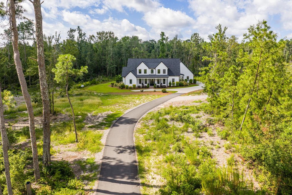 Image 8 of property listing at 443 S Old Belair Road, Grovetown, GA 30813