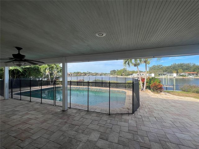 4388 13TH WAY NE, St Petersburg, FL 33703