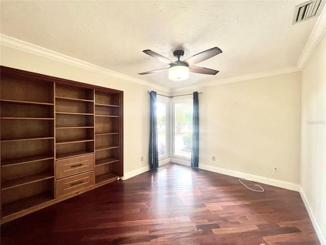 4388 13TH WAY NE, St Petersburg, FL 33703