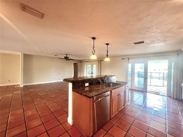 4388 13TH WAY NE, St Petersburg, FL 33703