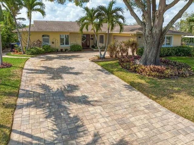 4388 13TH WAY NE, St Petersburg, FL 33703