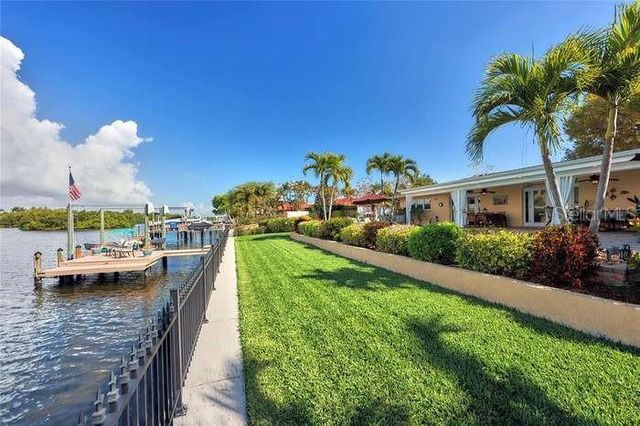 4388 13TH WAY NE, St Petersburg, FL 33703