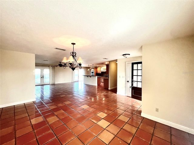 4388 13TH WAY NE, St Petersburg, FL 33703