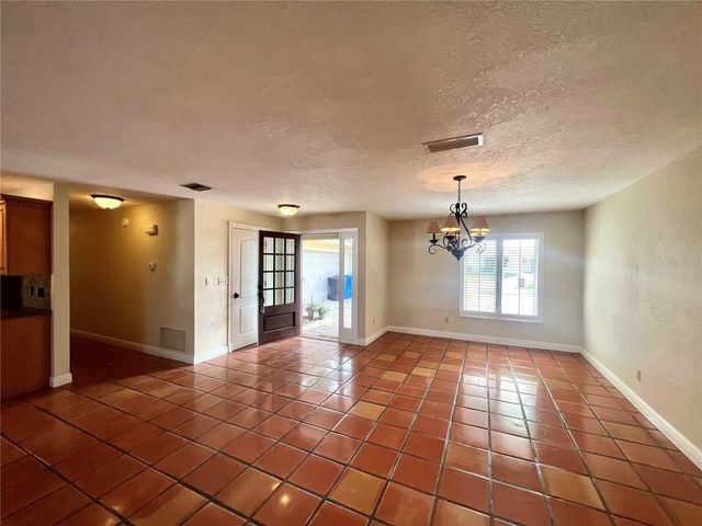 4388 13TH WAY NE, St Petersburg, FL 33703