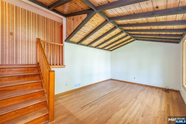 8 John Street, Lincoln Park Borough, NJ 07035