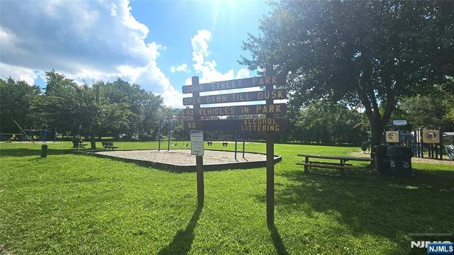 8 John Street, Lincoln Park Borough, NJ 07035