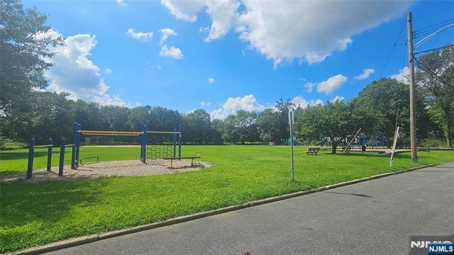 8 John Street, Lincoln Park Borough, NJ 07035