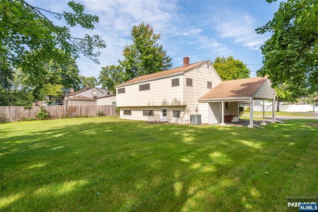 8 John Street, Lincoln Park Borough, NJ 07035