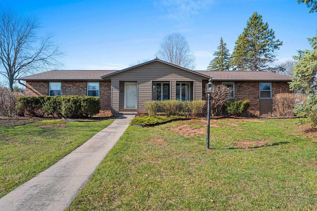 1259 SWAN COURT, Green Bay, WI 54313