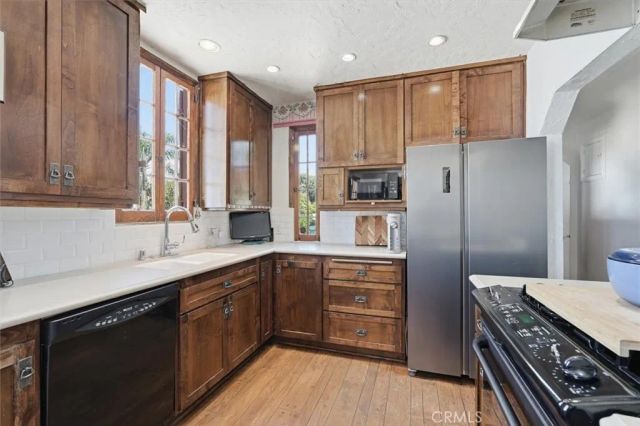 4308 Crest Drive, Manhattan Beach, CA 90266
