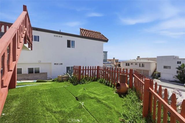 4308 Crest Drive, Manhattan Beach, CA 90266