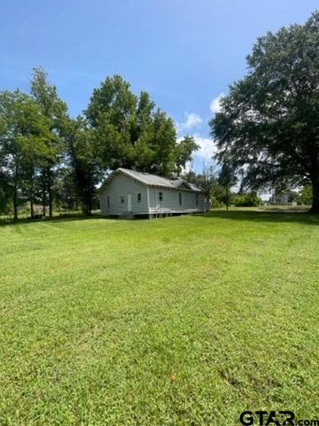 401 S Joy Street, Troup, TX 75789