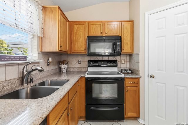 10815 Arabian Gate, San Antonio, TX 78254