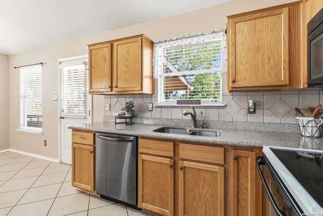 10815 Arabian Gate, San Antonio, TX 78254