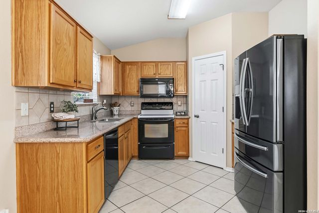 10815 Arabian Gate, San Antonio, TX 78254