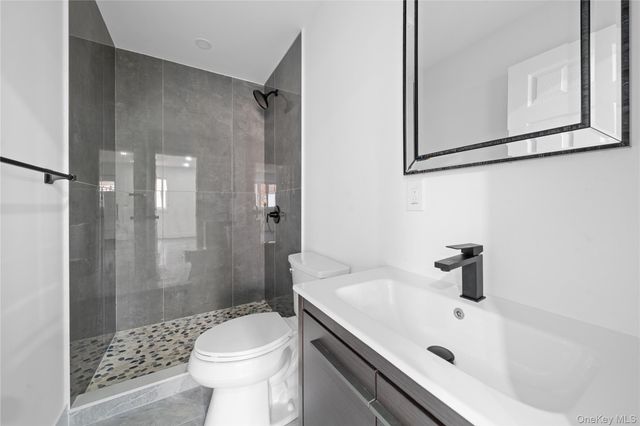 16 Fife Drive, Coram, NY 11727